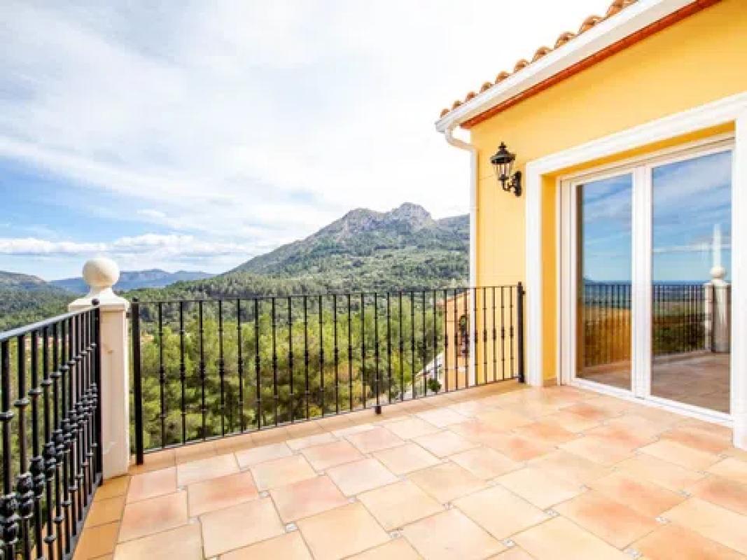 Продажа отдельного шале в Vall de Laguart, Валле де Лагуарт photo 1