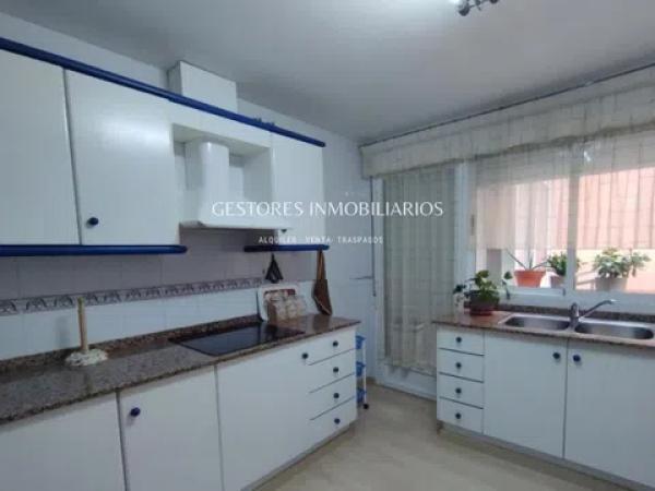 Mieszkanie na sprzedaż w  Centro - Zona Alta, Alcoy / Alcoi photo 3