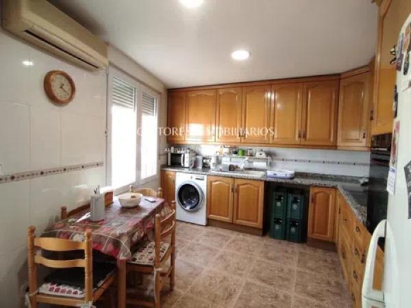 Chalet adosado photo 2