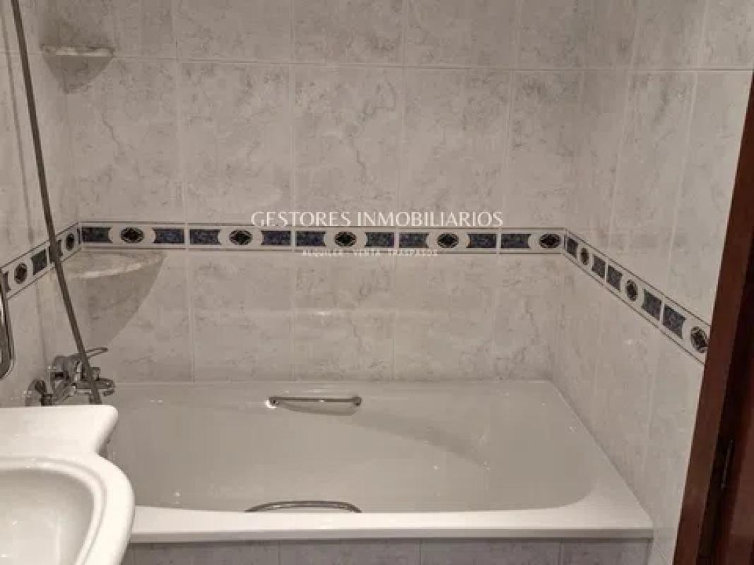 Sale of apartment in Calle Mestre Espí, Alcoy
 photo 3