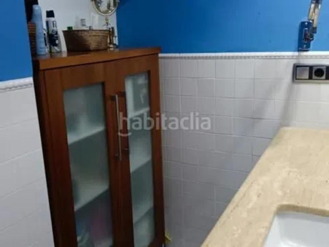 Продажа пентхауса на  Calle Juan Gil Albert, Алкой photo 2