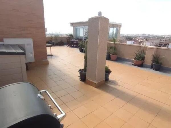 Пентхаус на продажу в  Calle del Notario Salvador Montesinos Bonet, Аликанте photo 4