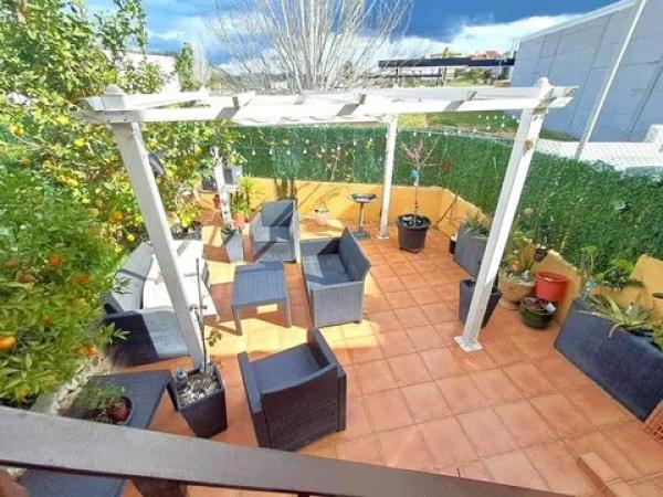 Chalet adosado photo 1