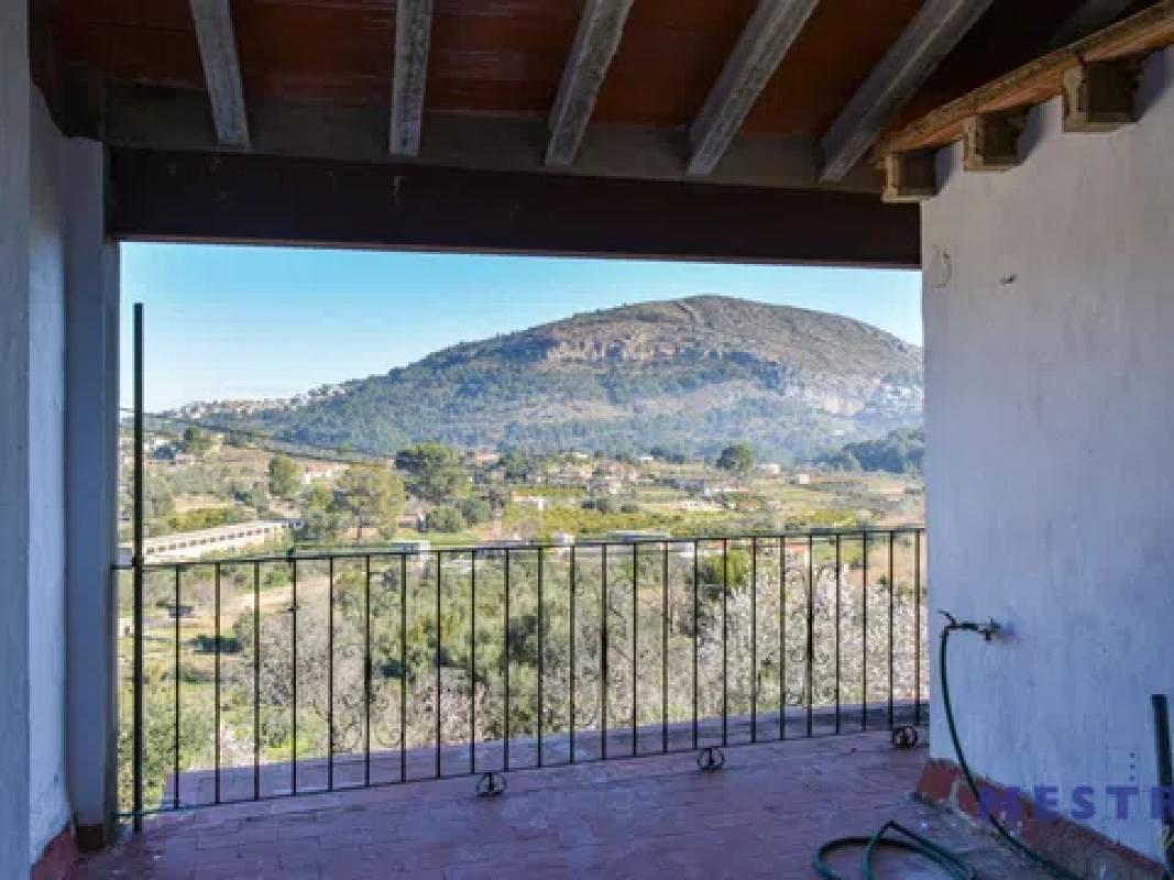 Propiedades en venta y alquiler en España photo 1