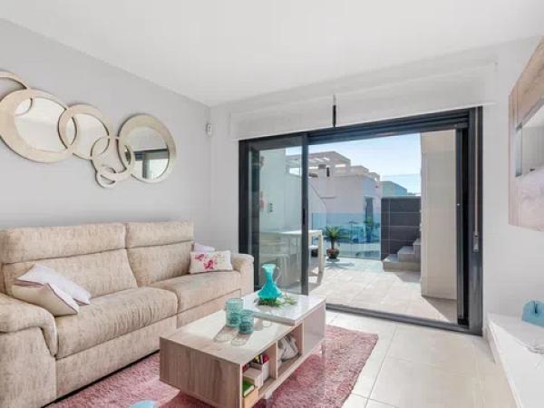 Ático en venta en Calle la Malva Rosa, 30, Guardamar del Segura thumbnail 1