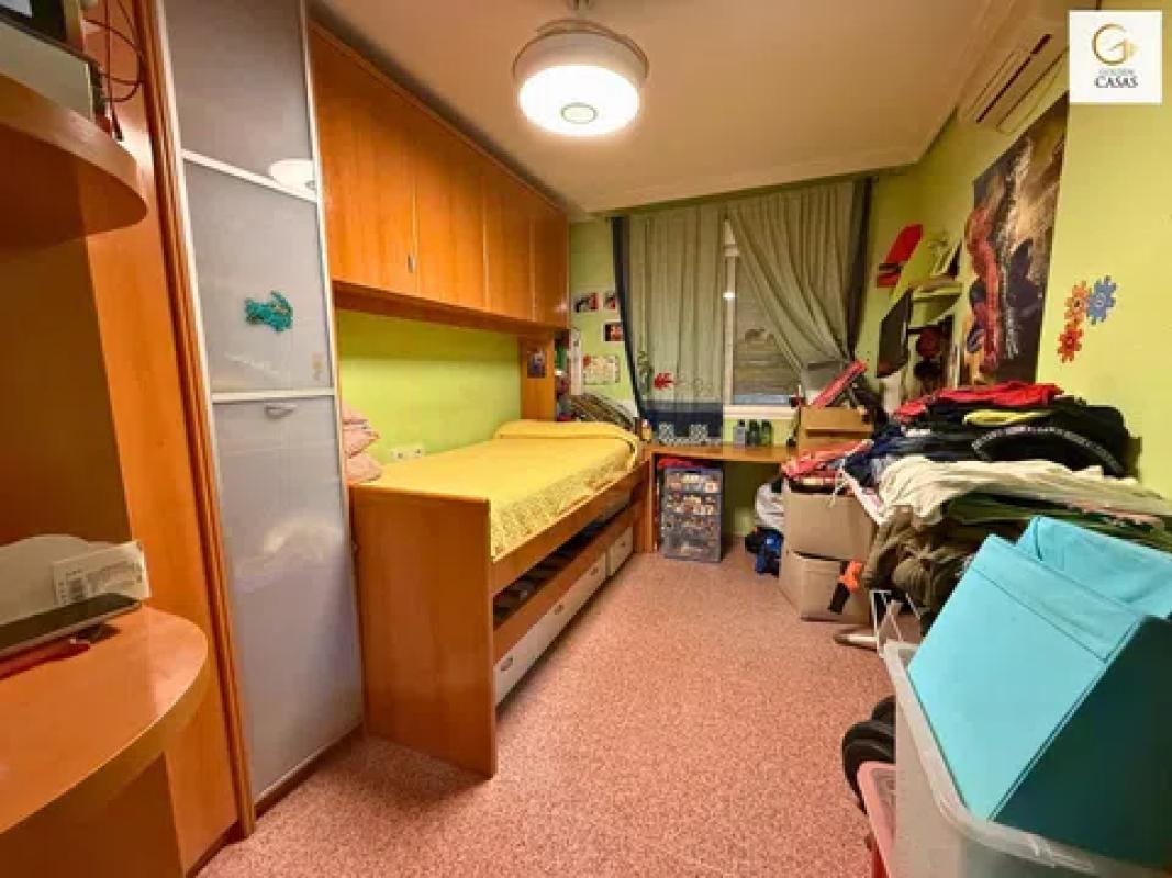 Продажа квартиры на Avenida Ancha de Castelar, Сан-Висенте-дель-Распейг
 photo 5