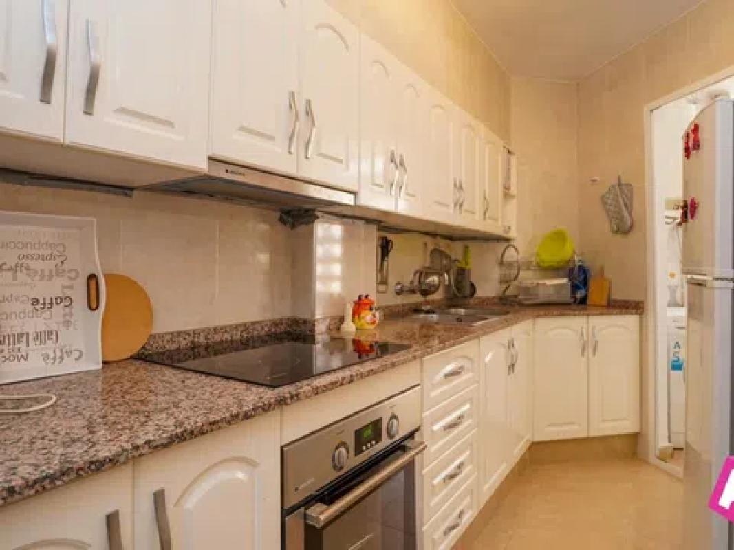 Продажа квартиры на Avenida Virgen del Carmen, Торревьеха
photo 4