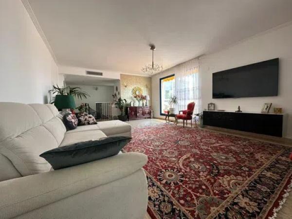 Penthouse for sale in Barrio Mirador de la Cala - Benimar, La Villajoyosa / Vila Joiosa thumbnail 2