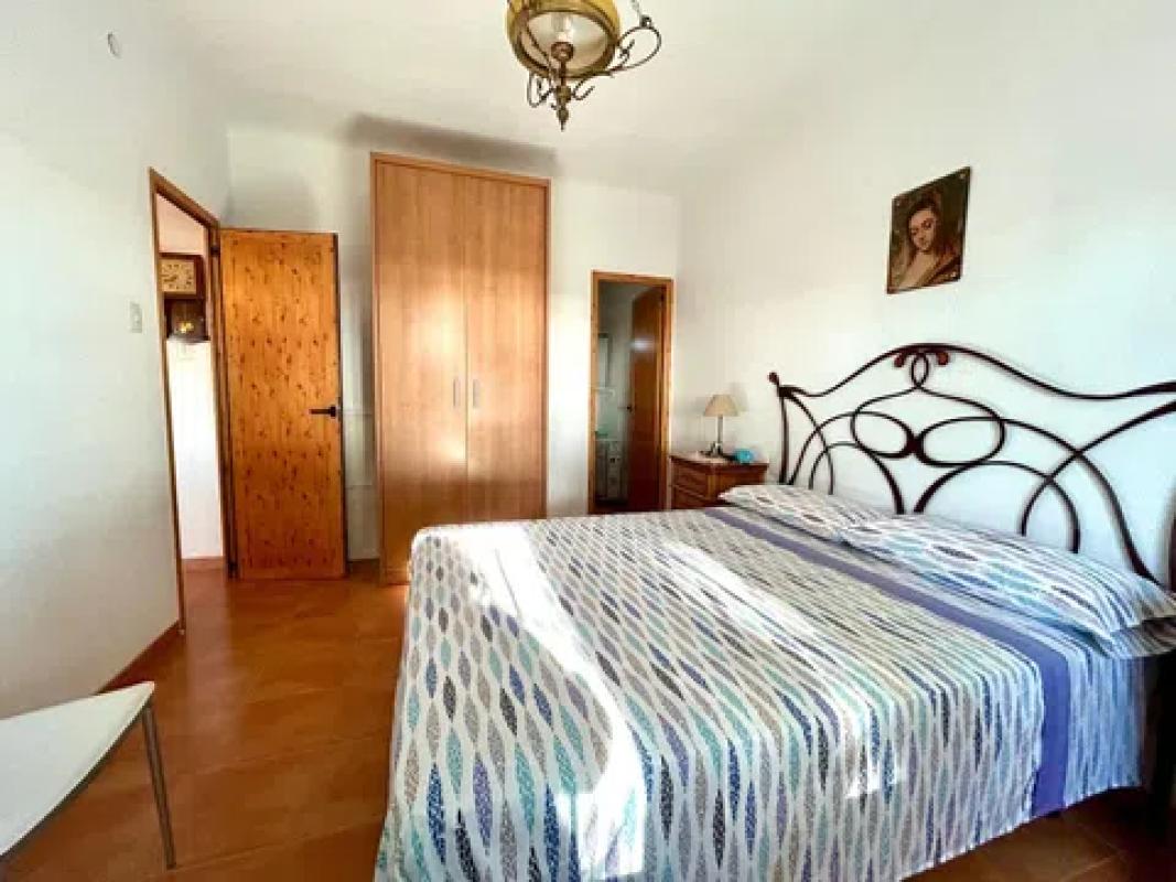 Недвижимость на продажу и в аренду в Испании photo 3