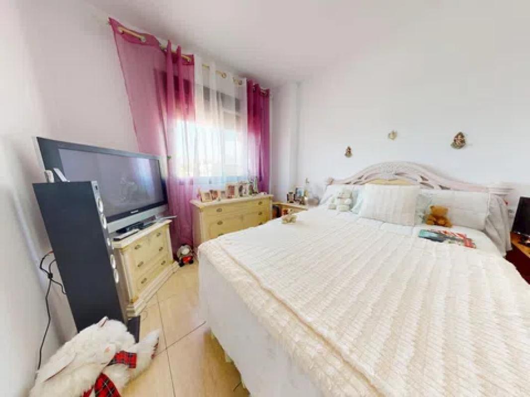 Penthouse sale in Calle del Mercat, Alicante photo 1