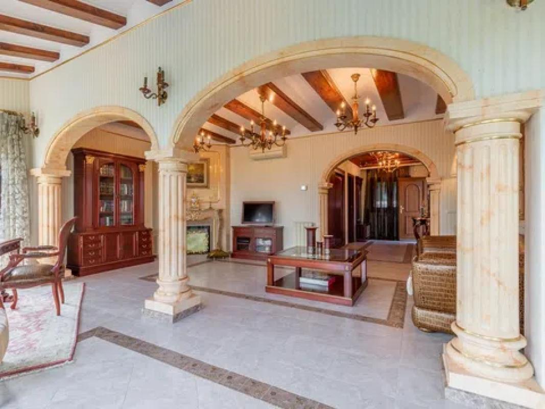 Properties for sale and rent in Spain photo 2