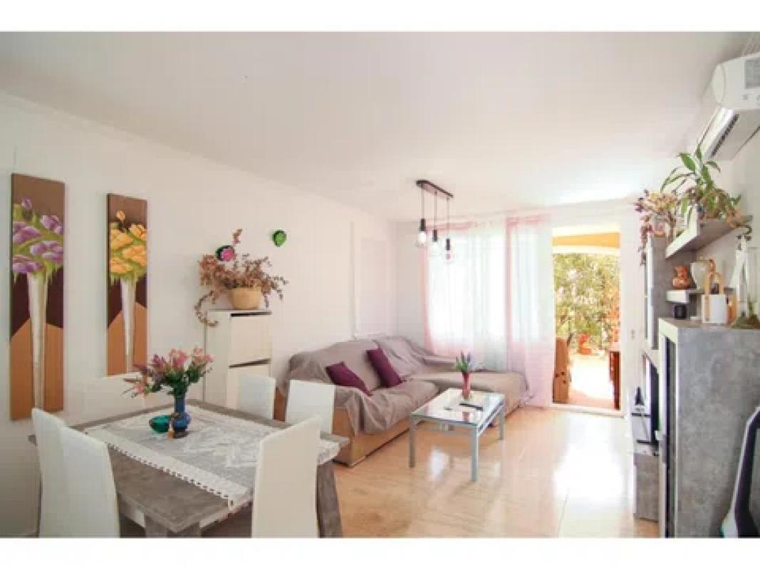 Propiedades en venta y alquiler en España photo 2