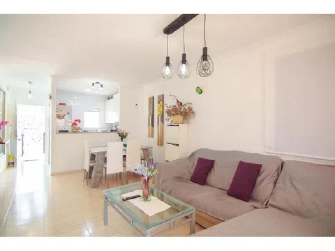 Propiedades en venta y alquiler en España photo 3