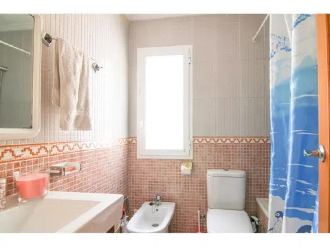 Propiedades en venta y alquiler en España photo 5