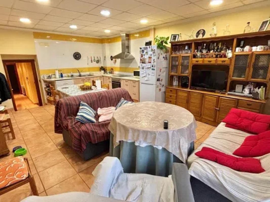 Недвижимость на продажу и в аренду в Испании photo 3