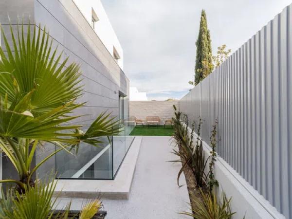 Terraced house for sale at  Valetin Robledo, 21 , Pozuelo de Alarcón photo 3