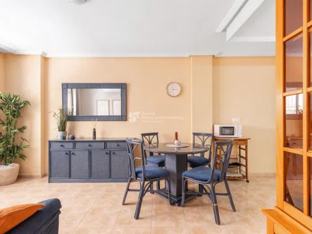 Venta de piso en Calle San Policarpo, 87, Torrevieja
 photo 3