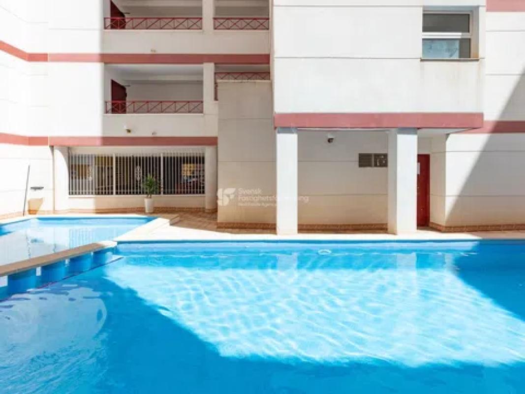 Venta de piso en Calle San Policarpo, 87, Torrevieja
 photo 4