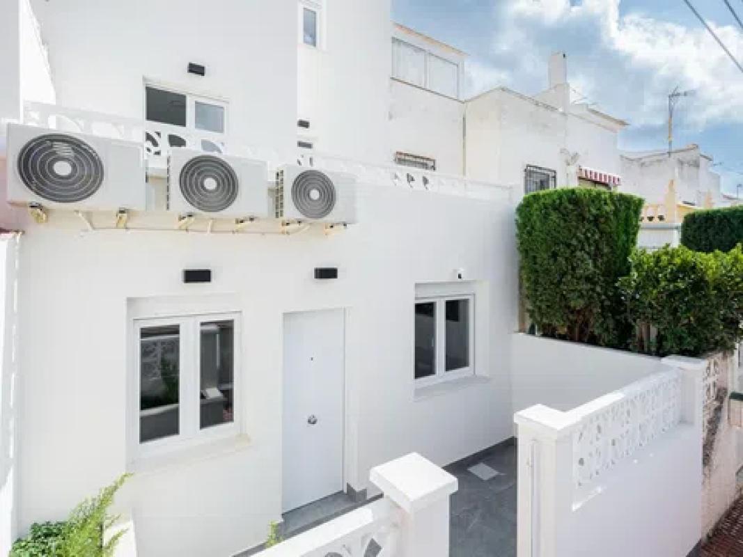 Продажа отдельного шале в Barrio El Molino, Торревьеха photo 3