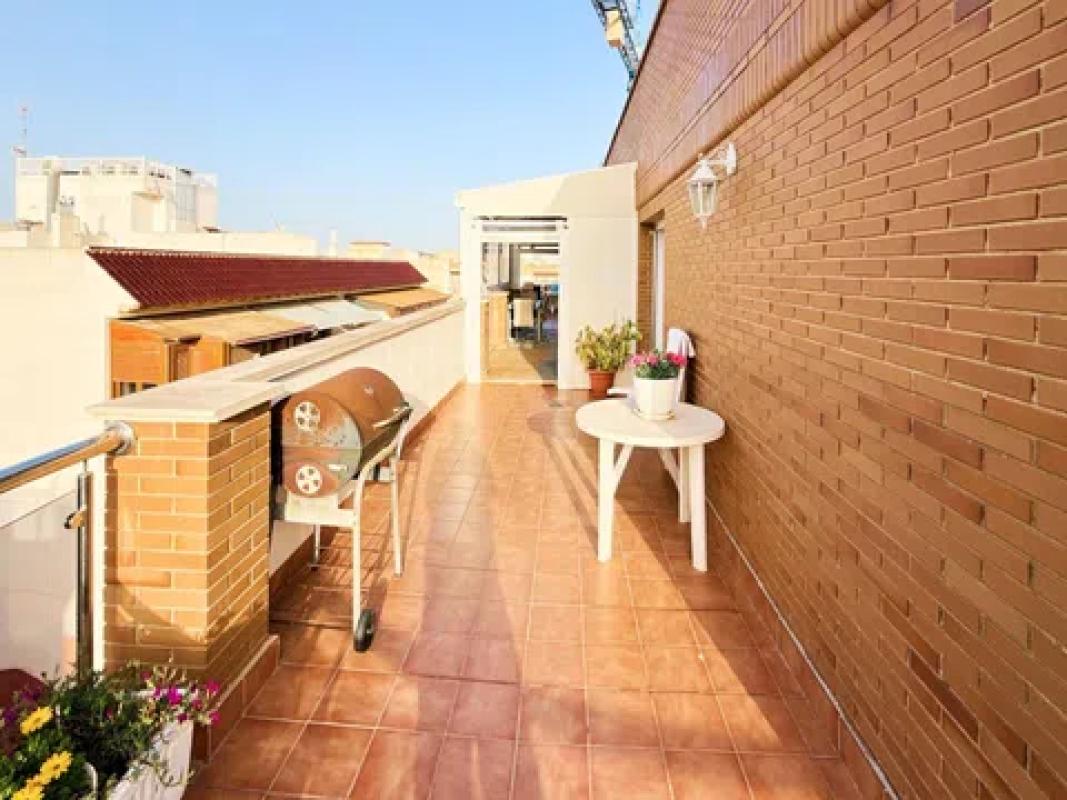 Penthouse sale in Calle Cariño, 20, Torrevieja photo 1