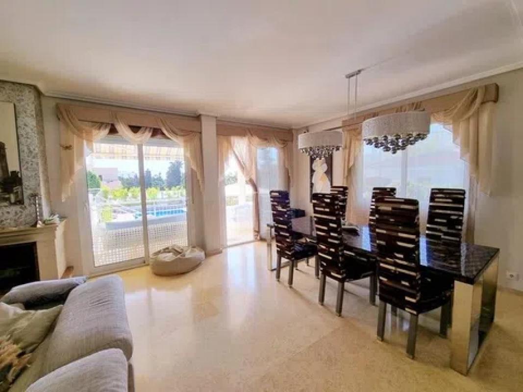 Sale of independent chalet in Barrio Cañada del Molino, Torrevieja
photo 5