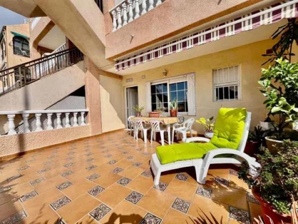 Wolnostojąca willa na sprzedaż w Barrio Cañada del Molino, Torrevieja photo 1