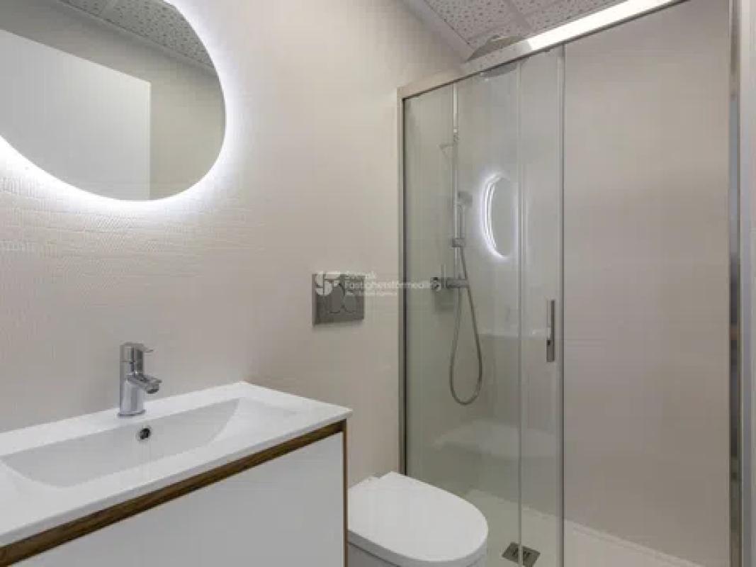 Venta de piso en Calle Ramón Gallud, 164, Torrevieja
 photo 3