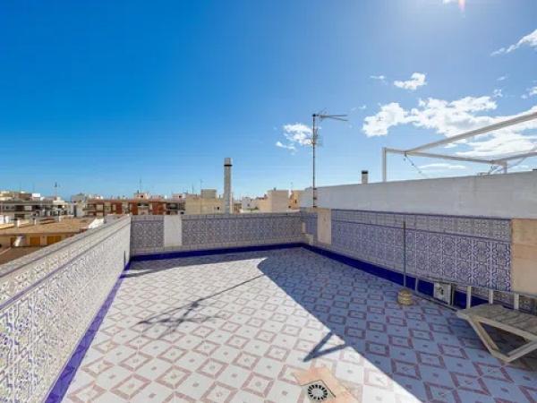 Penthouse for sale in  Barrio Centro - Muelle Pesquero, Torrevieja photo 1