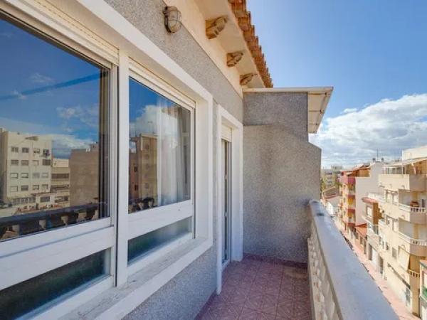 Penthouse for sale in  Barrio Centro - Muelle Pesquero, Torrevieja photo 4