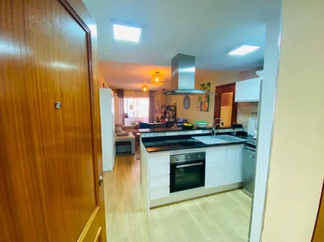 Venta de piso en Calle Helena, 3, Torrevieja
photo 2