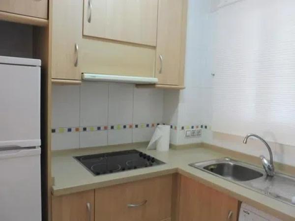 Mieszkanie na sprzedaż w  Calle Maite Pagazaurtundua Ruiz, 29, Torrevieja photo 2