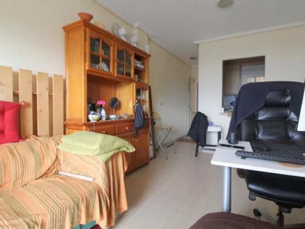 Mieszkanie na sprzedaż w  Calle Maite Pagazaurtundua Ruiz, 29, Torrevieja photo 3