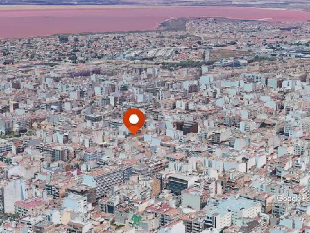 Terreno en venta en Torrevieja, Alicante photo 2