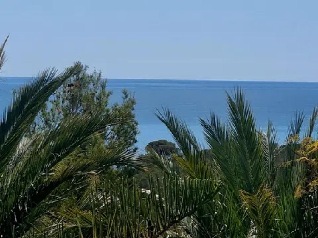 Terreno en venta en Altea, Alicante photo 1