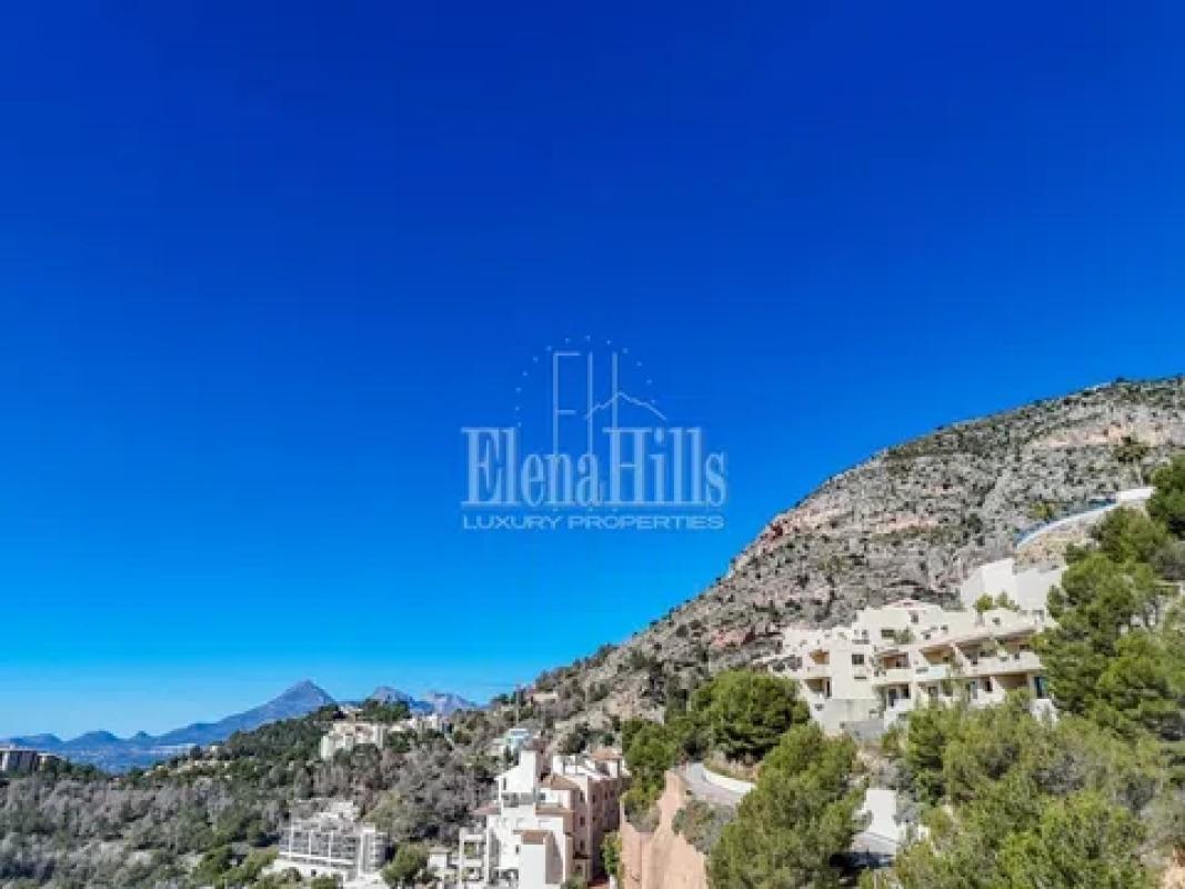Terreno en venta en Altea, Alicante photo 2