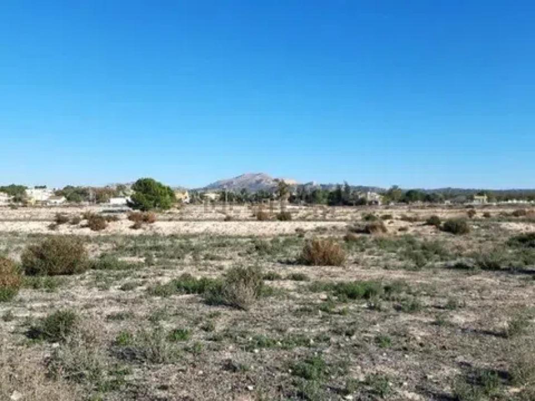 Terreno en venta en Agost, Alicante photo 3