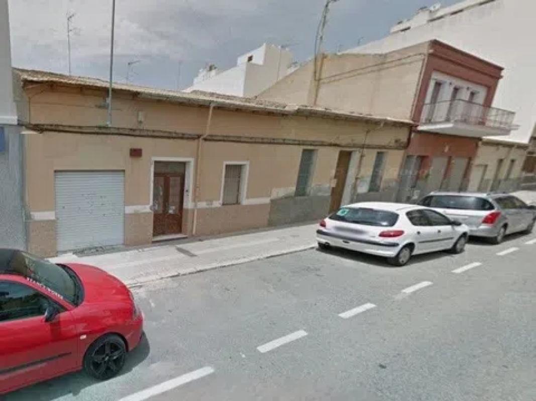 Terreno en venta en Elche / Elx, Alicante photo 1