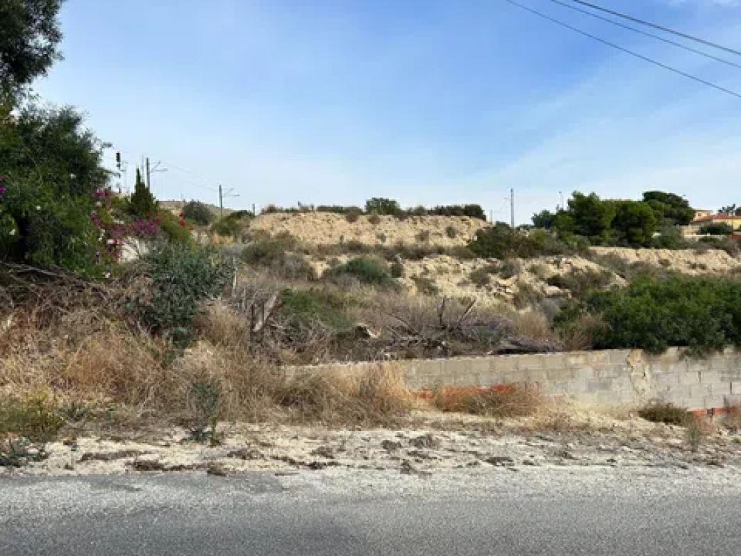 Terreno en venta en El Campello, Alicante photo 4