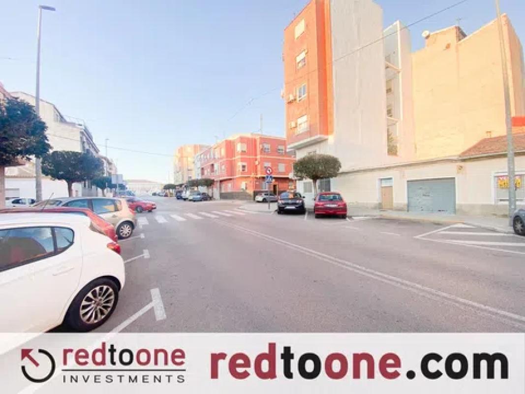 Terreno en venta en Petrer, Alicante photo 1