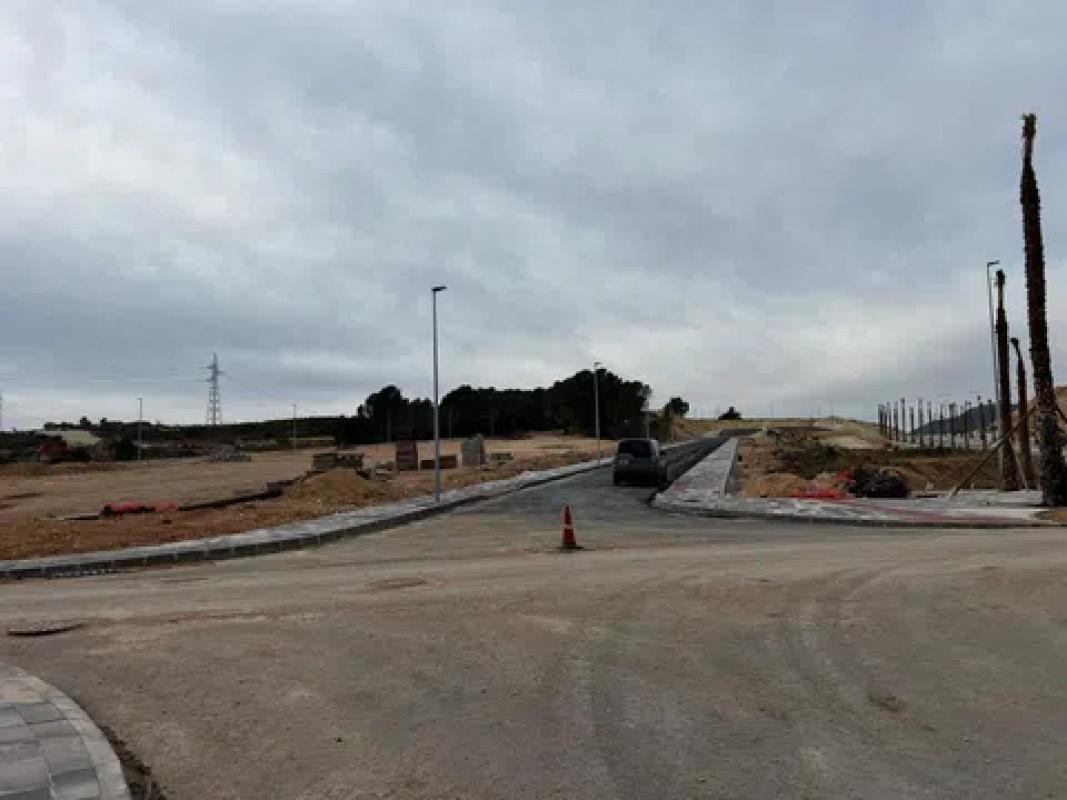 Terreno en venta en Polop, Alicante photo 2
