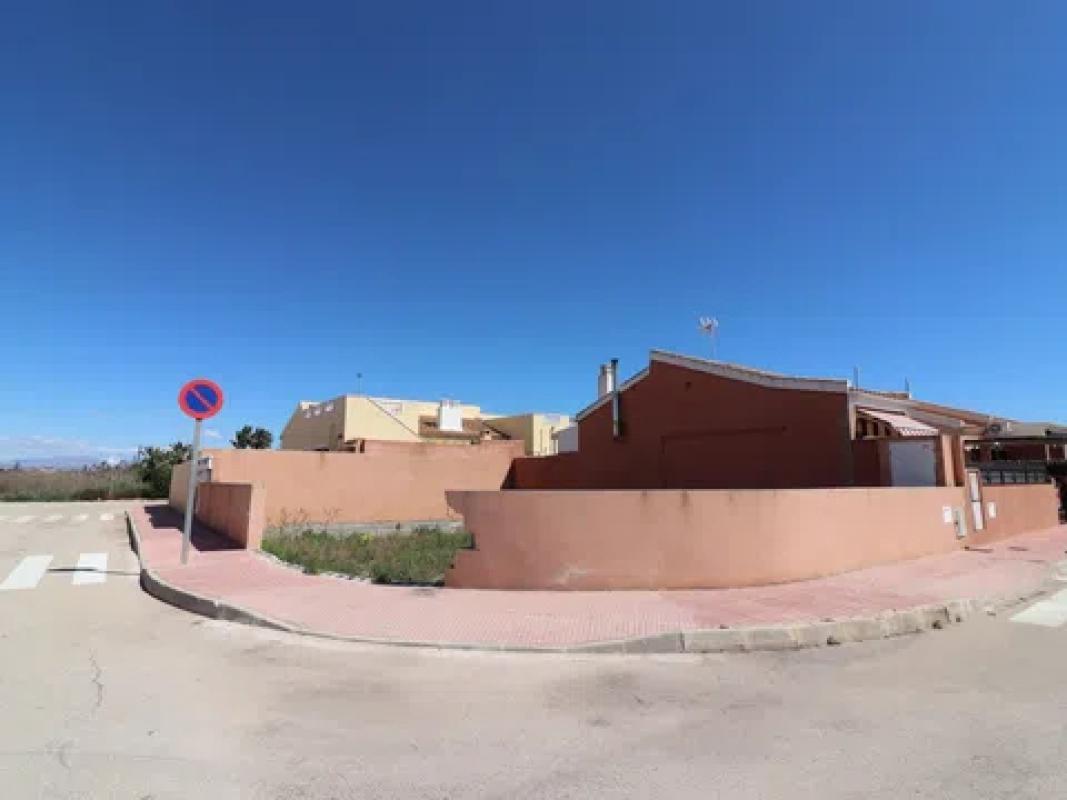 Terreno en venta en Daya Nueva, Alicante photo 4