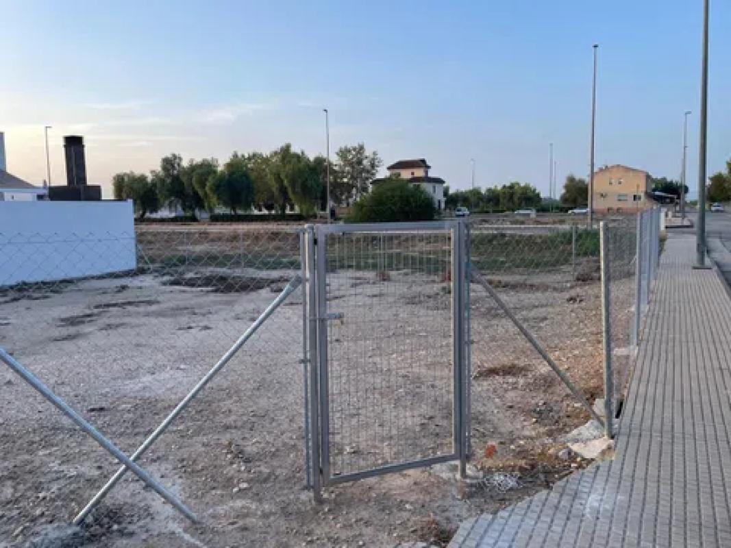 Terreno en venta en Callosa de Segura, Alicante photo 1