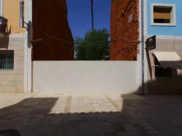 Terreno en calle Mayor photo 1