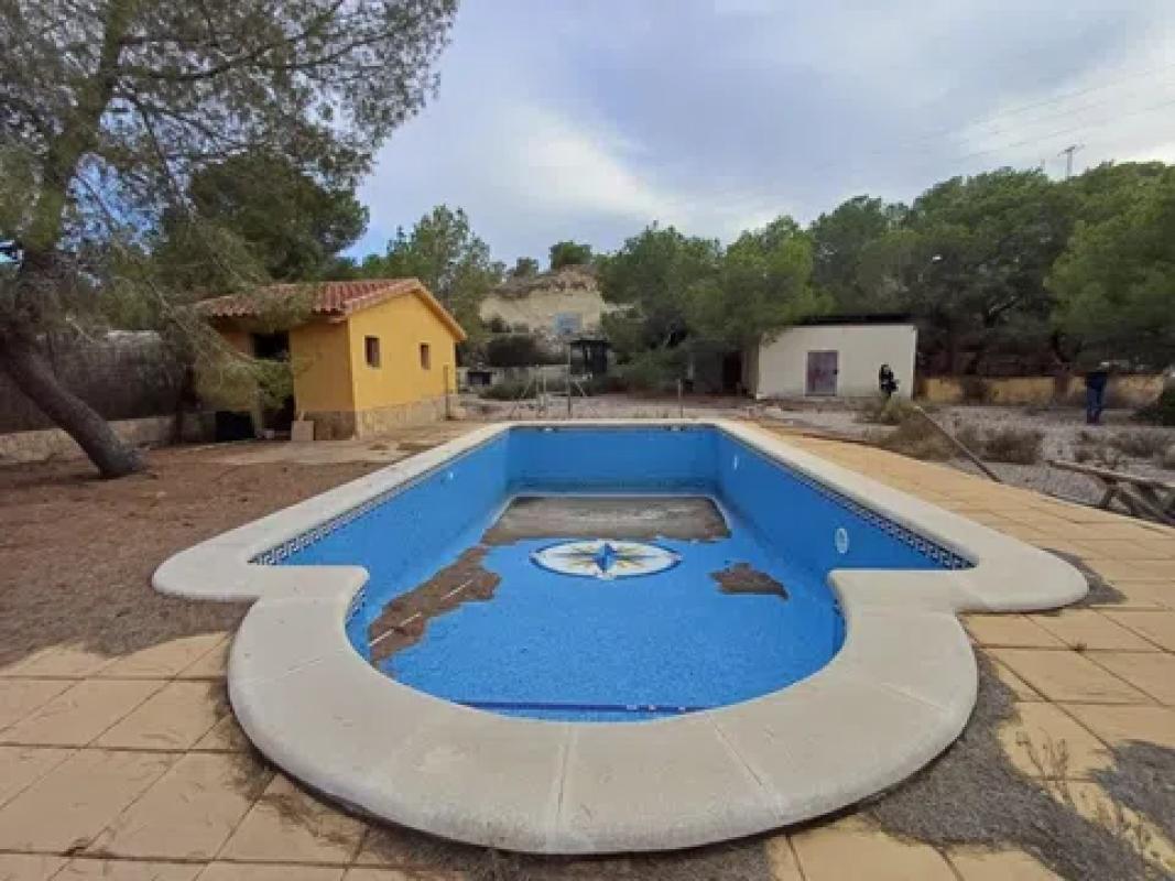 Terreno en venta en Orihuela, Alicante photo 3