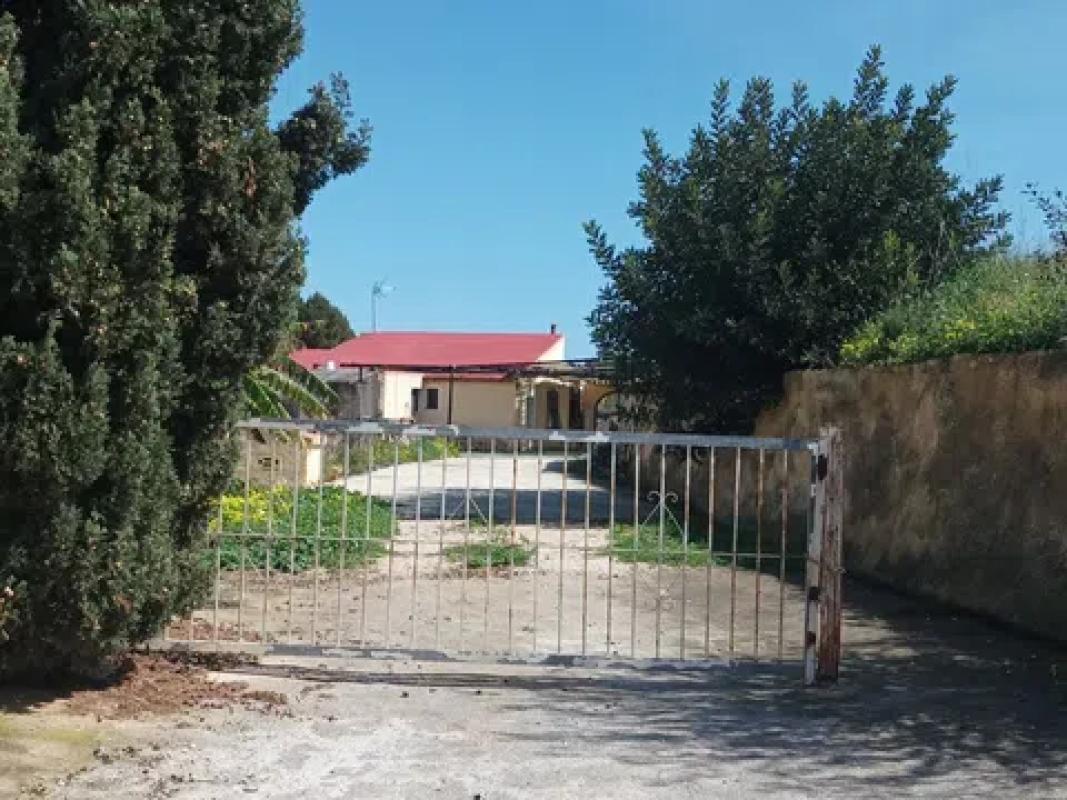 Działka na sprzedaż w La Nucia, Alicante photo 3