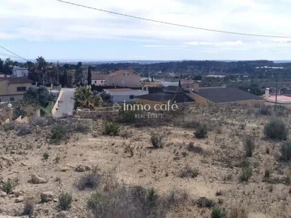 Terreno en Urb Montesol photo 1