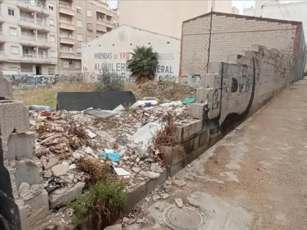 Działka na sprzedaż w Torrevieja, Alicante photo 2