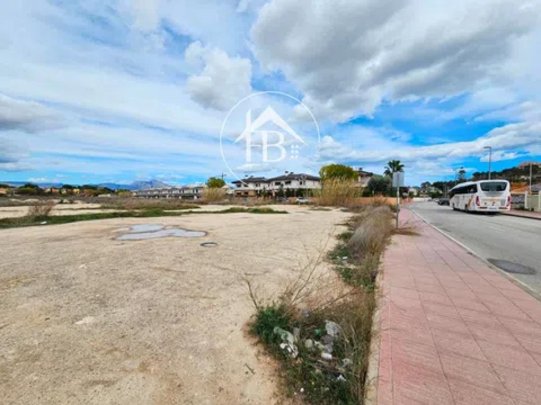 Terreno en venta en Mutxamel, Alicante photo 3