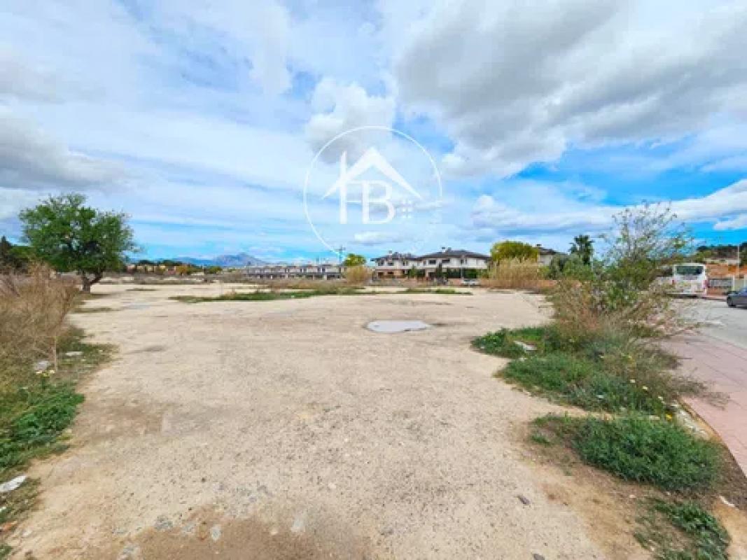 Terreno en venta en Mutxamel, Alicante photo 5