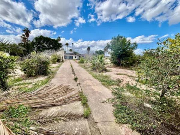 Terreno en calle Horaci photo 1